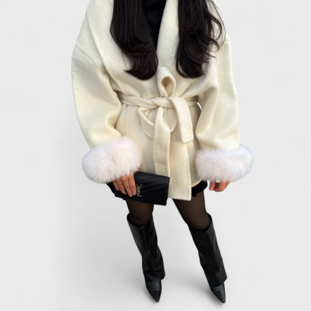 Colette | Eleganter Kurzmantel mit Kunstpelzbesatz