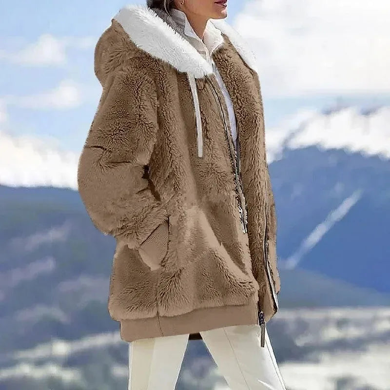 Adelle | Flauschige Farbblock-Kapuzenjacke
